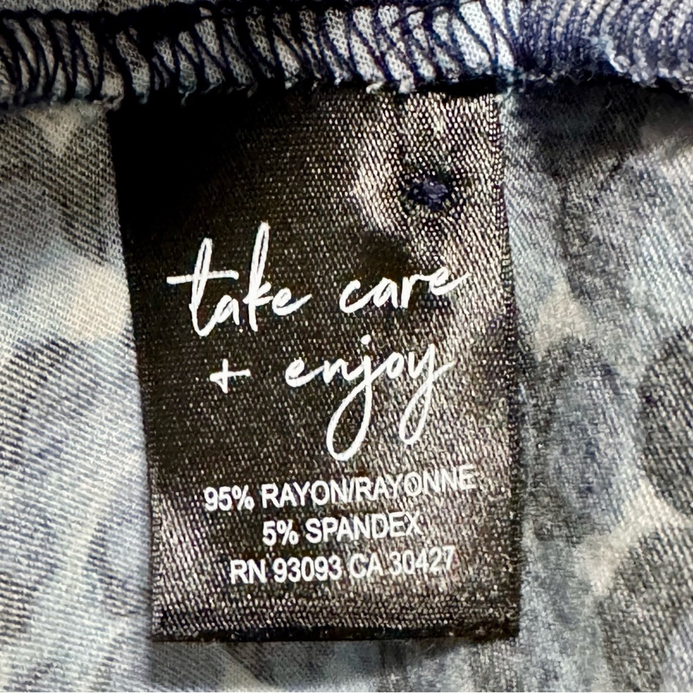 Nic + Zoe Long Good Vibes Sleeve Button Front Abstract Polka Dot Blouse Top - Picture 11 of 14